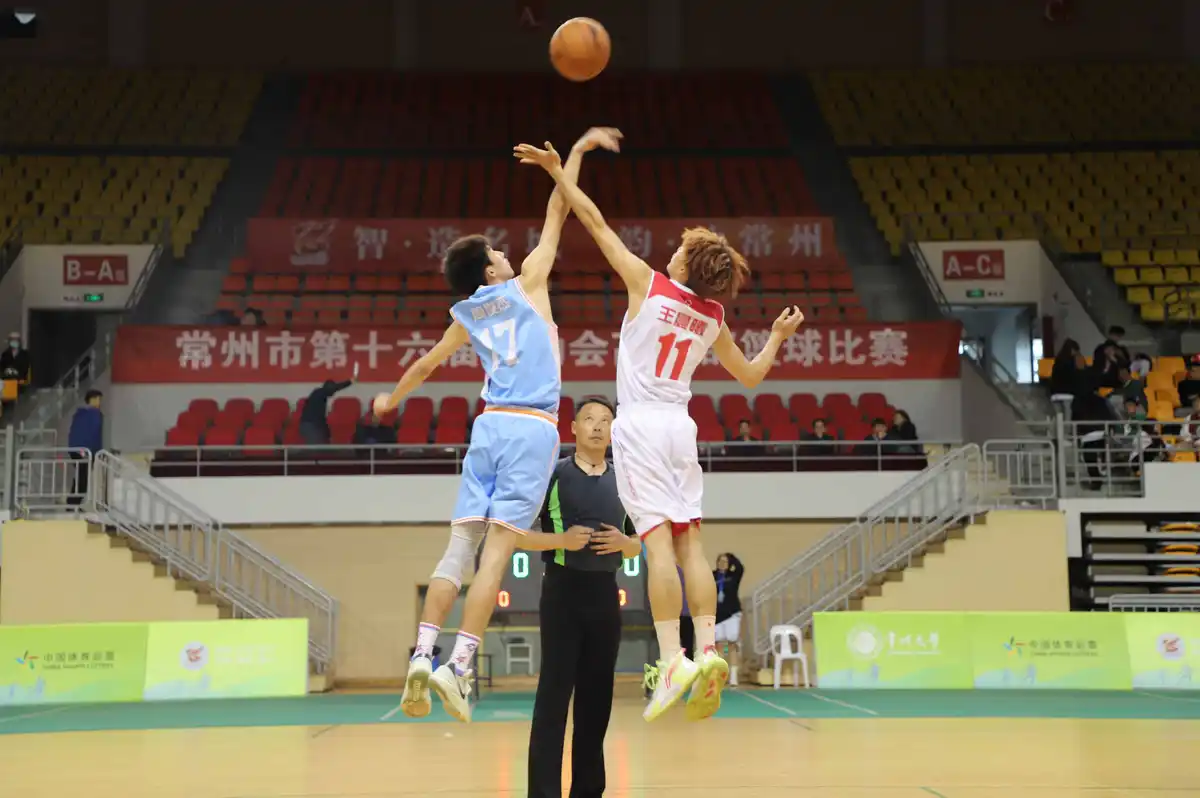儿童如何在游戏中学习篮球技术_1